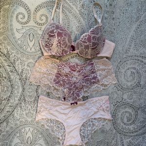 Valentine’s Day pink lace lingerie set of 3
